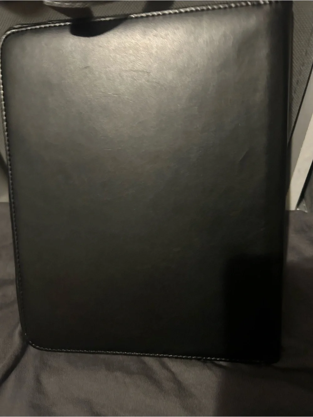 AT-A-GLANCE Professional Black Faux-Leather Padfolio